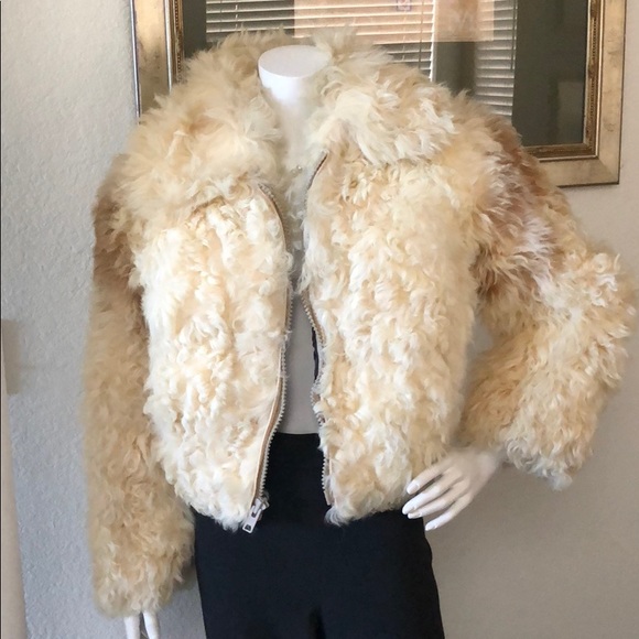 Jackets & Blazers - $100 TODAY ONLY Curly Lamb Jacket NWT Japan Size 6